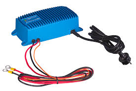 Blue Smart IP67 Charger 24/12 (1)